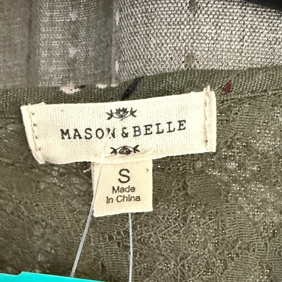 Elegant Olive Embroidered Blouse - Picture 2 of 8